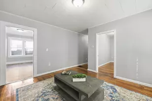 20 Rathburn St, Chicopee, MA 01020 - Photo 21