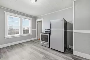 20 Rathburn St, Chicopee, MA 01020 - Photo 27