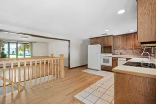 11 Carousel Dr, Millbury, MA 01527 - Photo 11