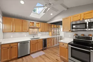 11 Marsh Ave, Beverly, MA 01915 - Photo 15