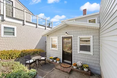 11 Marsh Ave, Beverly, MA 01915 - Photo 3