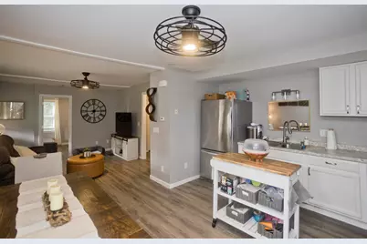 41-43 Ley St, Agawam, MA 01001 - Photo 9