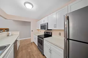 90 Sea St, Weymouth, MA 02191 - Photo 13