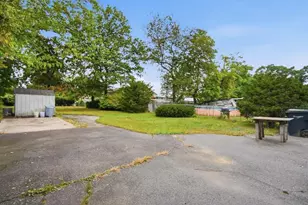 82 Gresham St, Springfield, MA 01119 - Photo 29
