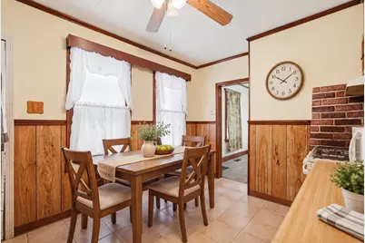 82 Gresham St, Springfield, MA 01119 - Photo 7
