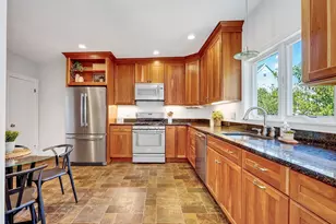 345 Lebanon St, Melrose, MA 02176 - Photo 11