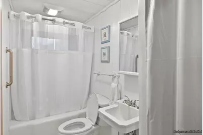 424 Grand Ave, Falmouth, MA 02540 - Photo 11