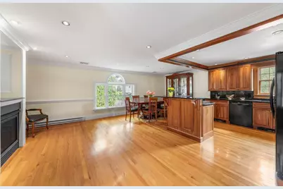 30 Hemenway Road, Swampscott, MA 01907 - Photo 3