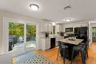 67 Briar Rd, Taunton, MA 02780 - Photo 7