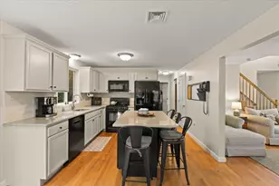 67 Briar Rd, Taunton, MA 02780 - Photo 9