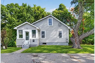 17 B St, Chelmsford, MA 01824 - Photo 1