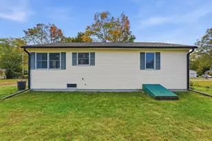 165 Ferry St, Easthampton, MA 01027 - Photo 27