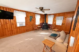 46 Litchfield Ave, Dracut, MA 01826 - Photo 5