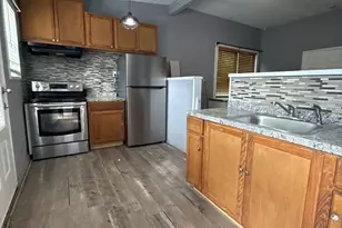 865 Temple St, Whitman, MA 02382 - Photo 17