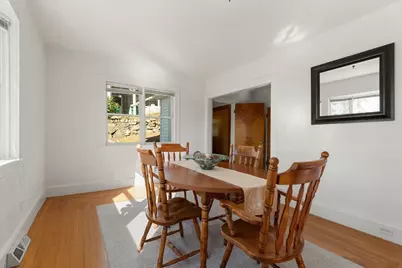 34 Oakland Ave, Lynn, MA 01905 - Photo 11