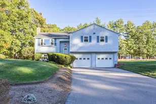 181 Elizabeth Dr, Raynham, MA 02767 - Photo 1