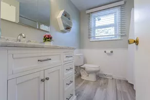 181 Elizabeth Dr, Raynham, MA 02767 - Photo 15