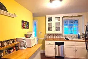 48 Mary St, Arlington, MA 02474 - Photo 3