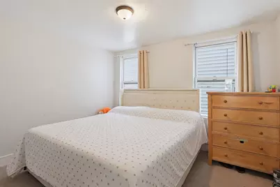 161 Smith St, Lowell, MA 01851 - Photo 11