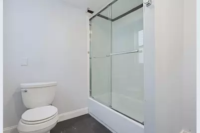 161 Smith St, Lowell, MA 01851 - Photo 27