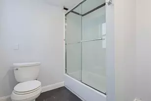161 Smith St, Lowell, MA 01851 - Photo 27