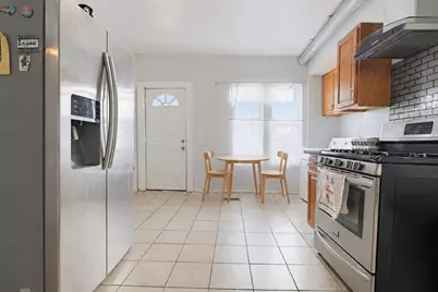 161 Smith St, Lowell, MA 01851 - Photo 15