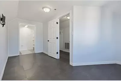 161 Smith St, Lowell, MA 01851 - Photo 35