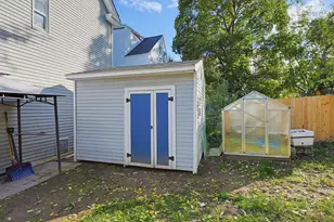 161 Smith St, Lowell, MA 01851 - Photo 5