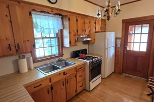 584 Slocum Rd, Dartmouth, MA 02747 - Photo 7