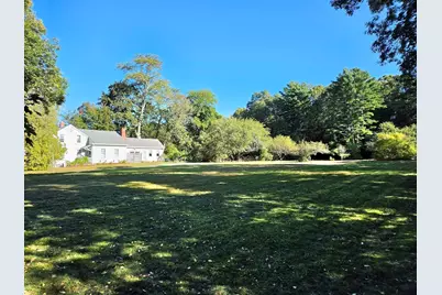 584 Slocum Rd, Dartmouth, MA 02747 - Photo 27