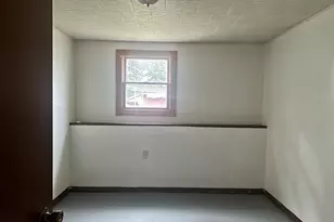 55 Summer Ave, Ludlow, MA 01056 - Photo 27