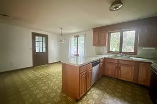 55 Summer Ave, Ludlow, MA 01056 - Photo 11