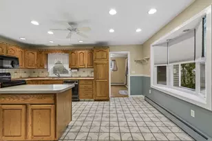 30 Lee Rd, Dracut, MA 01826 - Photo 5