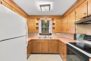 37 Rita Ave, Yarmouth, MA 02664 - Photo 13