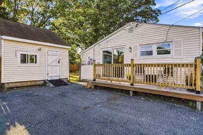 33 Rondeau Rd, Bellingham, MA 02019 - Photo 13