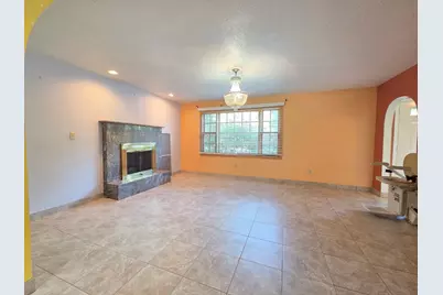 4 Joseph St, Dudley, MA 01571 - Photo 9