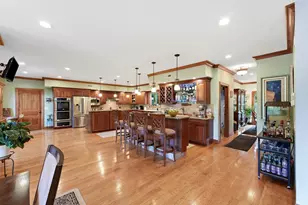 116 Grandview Ave, West Springfield, MA 01089 - Photo 11