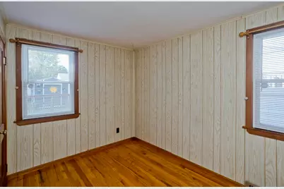 29 Marguerite St, Chicopee, MA 01020 - Photo 15