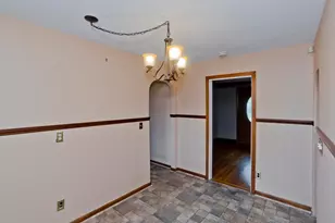 29 Marguerite St, Chicopee, MA 01020 - Photo 5