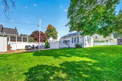 21 Elm Street, Melrose, MA 02176 - Photo 29