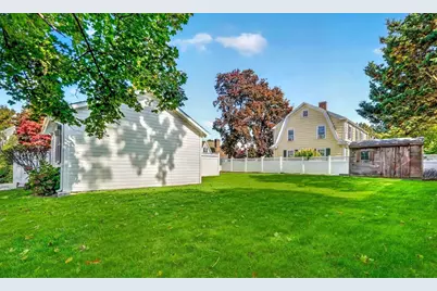 21 Elm Street, Melrose, MA 02176 - Photo 39