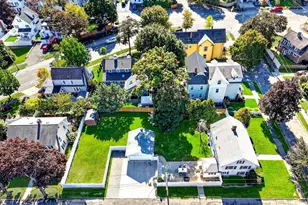 21 Elm St, Melrose, MA 02176 - Photo 37