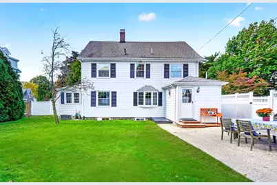21 Elm Street, Melrose, MA 02176 - Photo 27