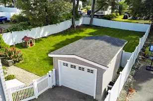 18 Sturgis St, Woburn, MA 01801 - Photo 3