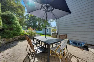 18 Sturgis St, Woburn, MA 01801 - Photo 27