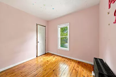 30 Myrtle Ave, Holyoke, MA 01040 - Photo 19