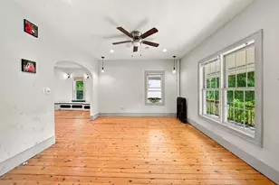 30 Myrtle Ave, Holyoke, MA 01040 - Photo 13