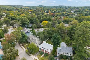 106 Walnut Hill Rd, Newton, MA 02461 - Photo 5