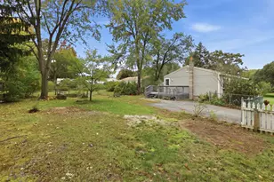 50 Finch Rd, Springfield, MA 01119 - Photo 5