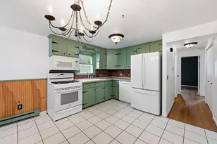 50 Finch Rd, Springfield, MA 01119 - Photo 23